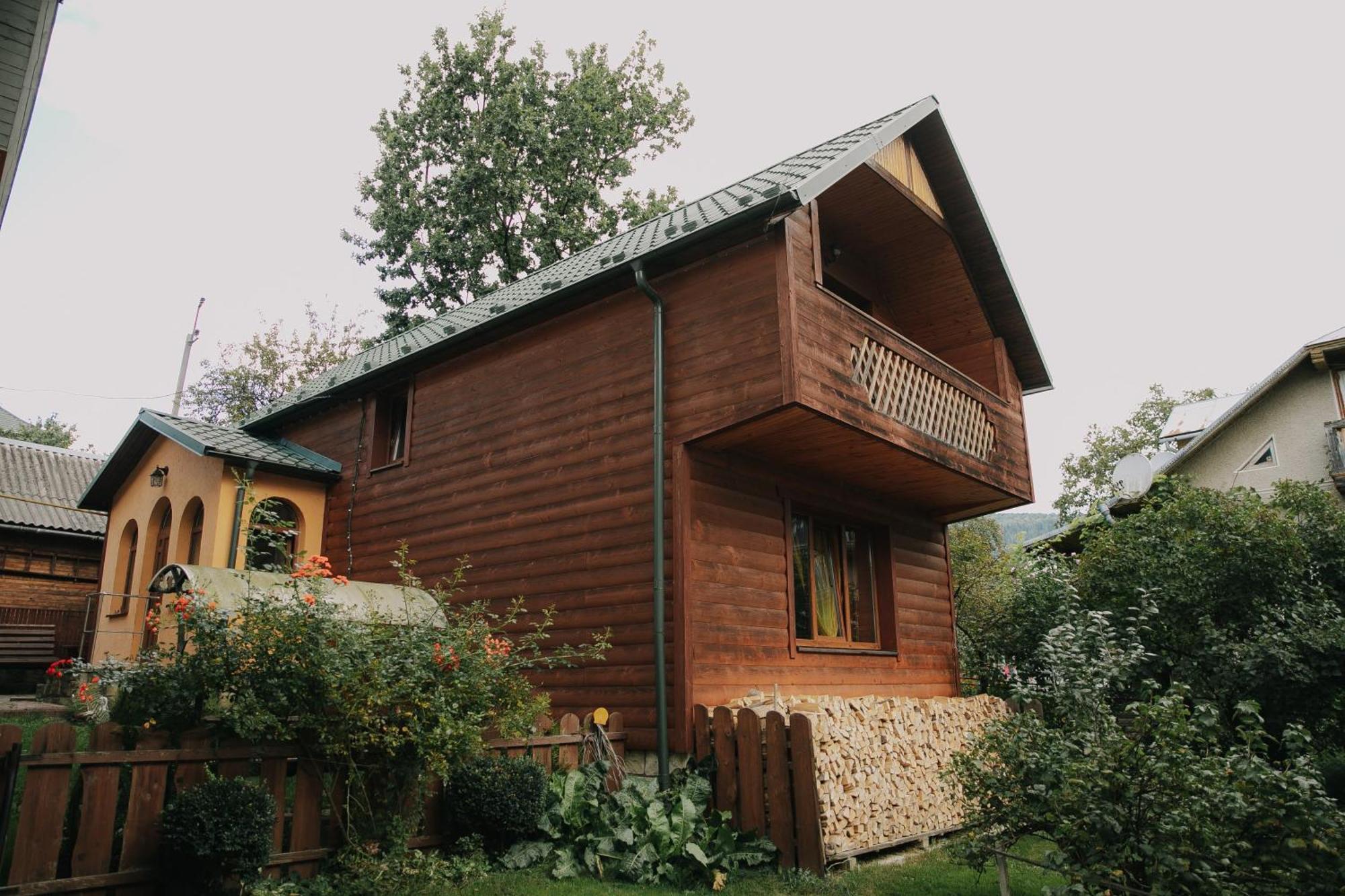 Dereviy Villa Jaremtje Exteriör bild